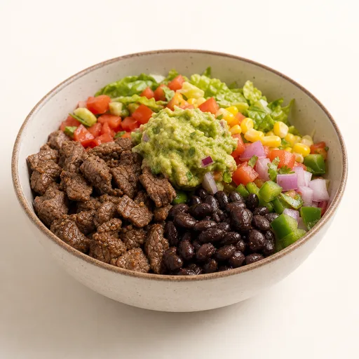 Bol de carne con verduras y guacamole sin tortilla
